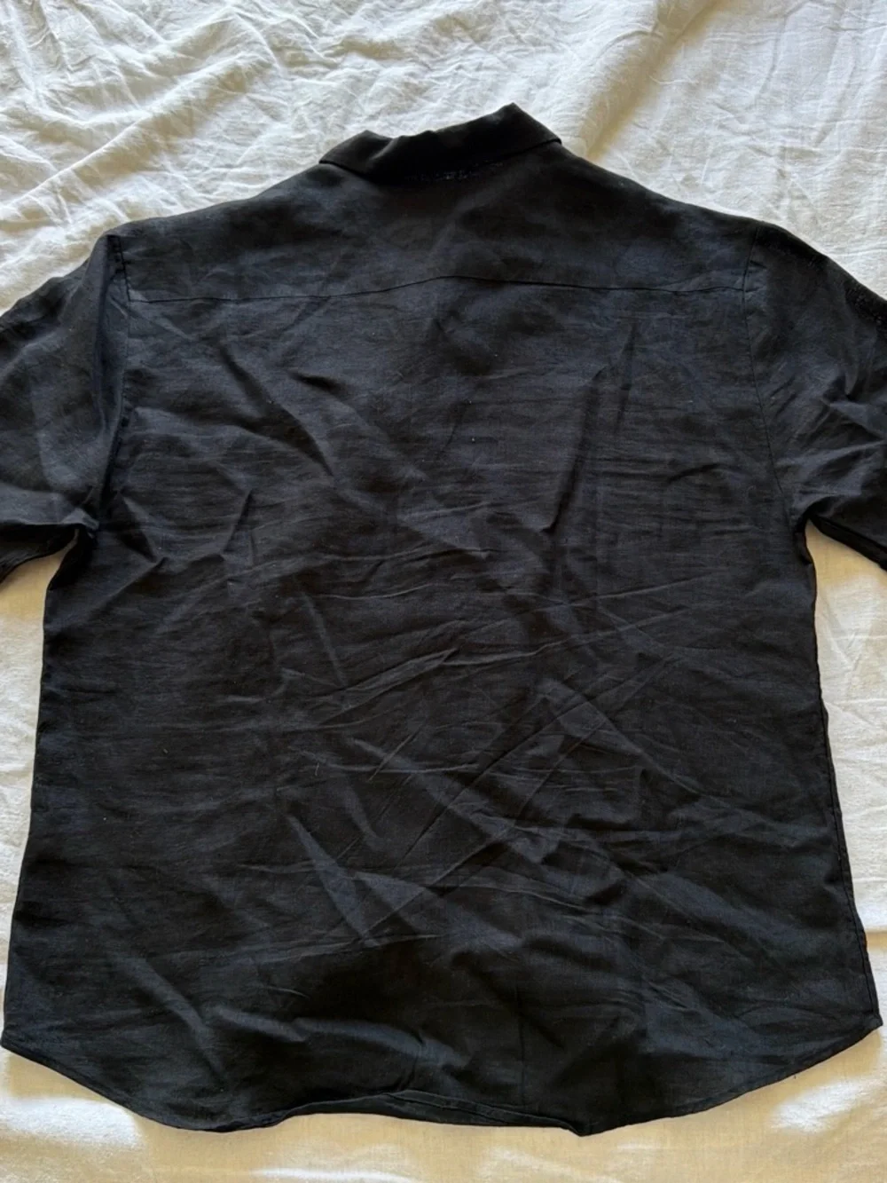 Men's Black Casual Button-Down Shirt - 100%Linen - Picture 3 of 3